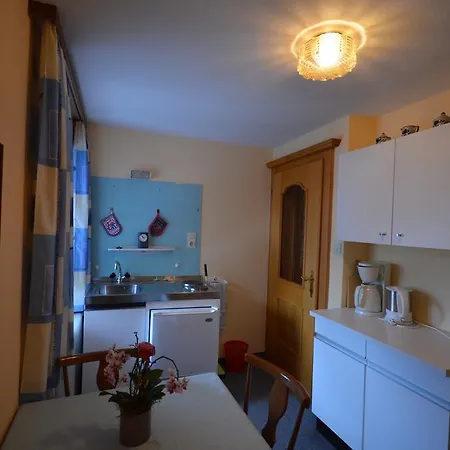 Gaestehaus Friedl Apartman